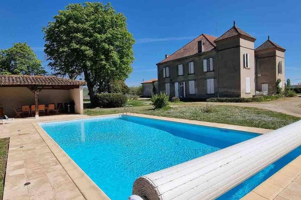 Chateau D'Issandou Golfech Extérieur photo