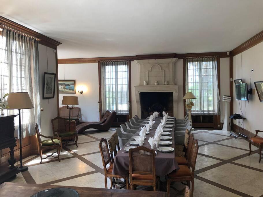 Chateau D'Issandou Golfech Extérieur photo