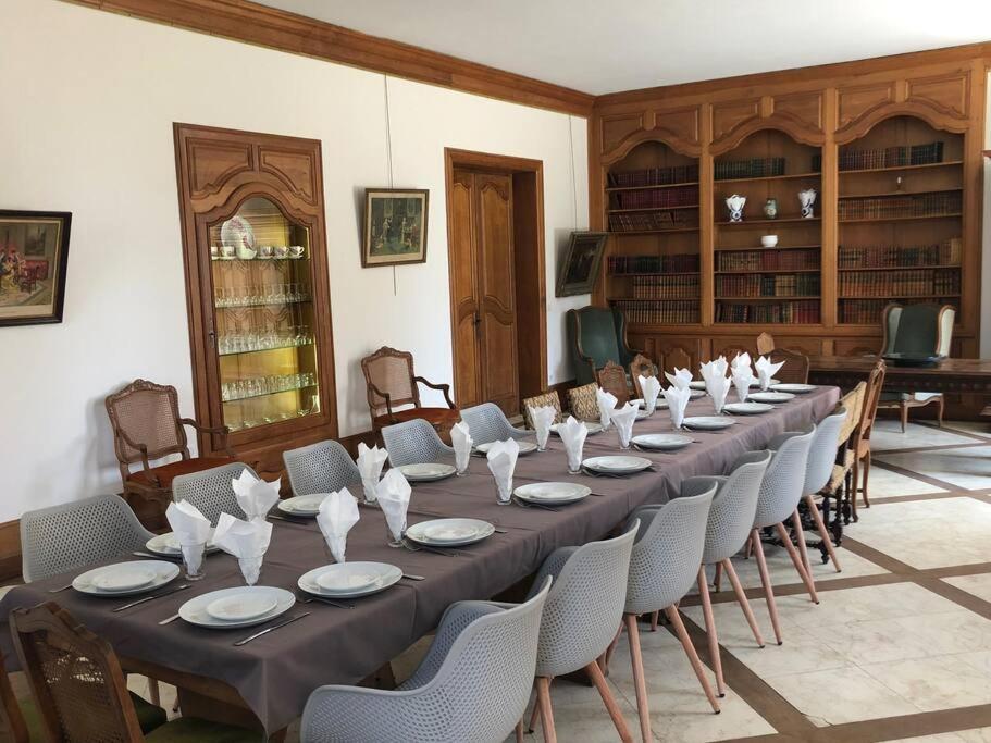 Chateau D'Issandou Golfech Extérieur photo