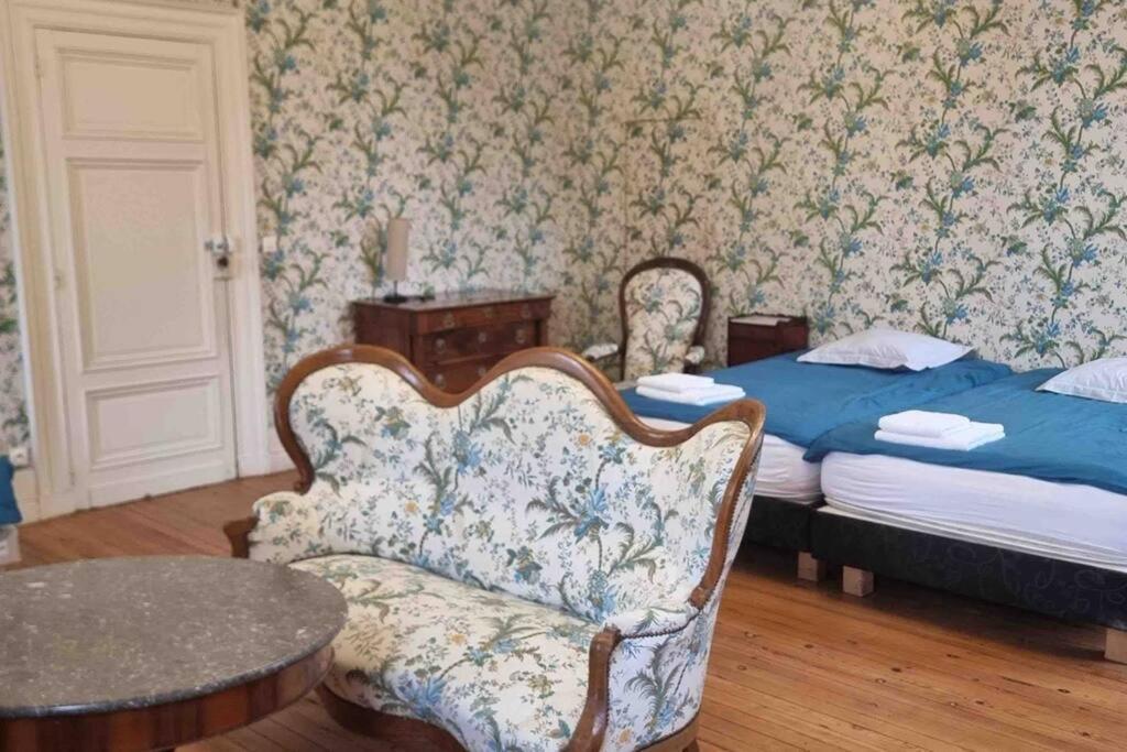 Chateau D'Issandou Golfech Extérieur photo